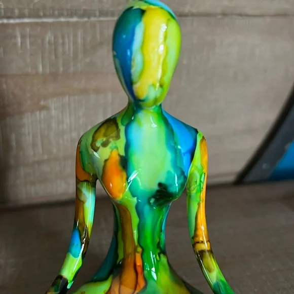 HANDCRAFTED Ceramic Painted Yoga Pose Figurines (Set of 2) - Picture 8 of 14